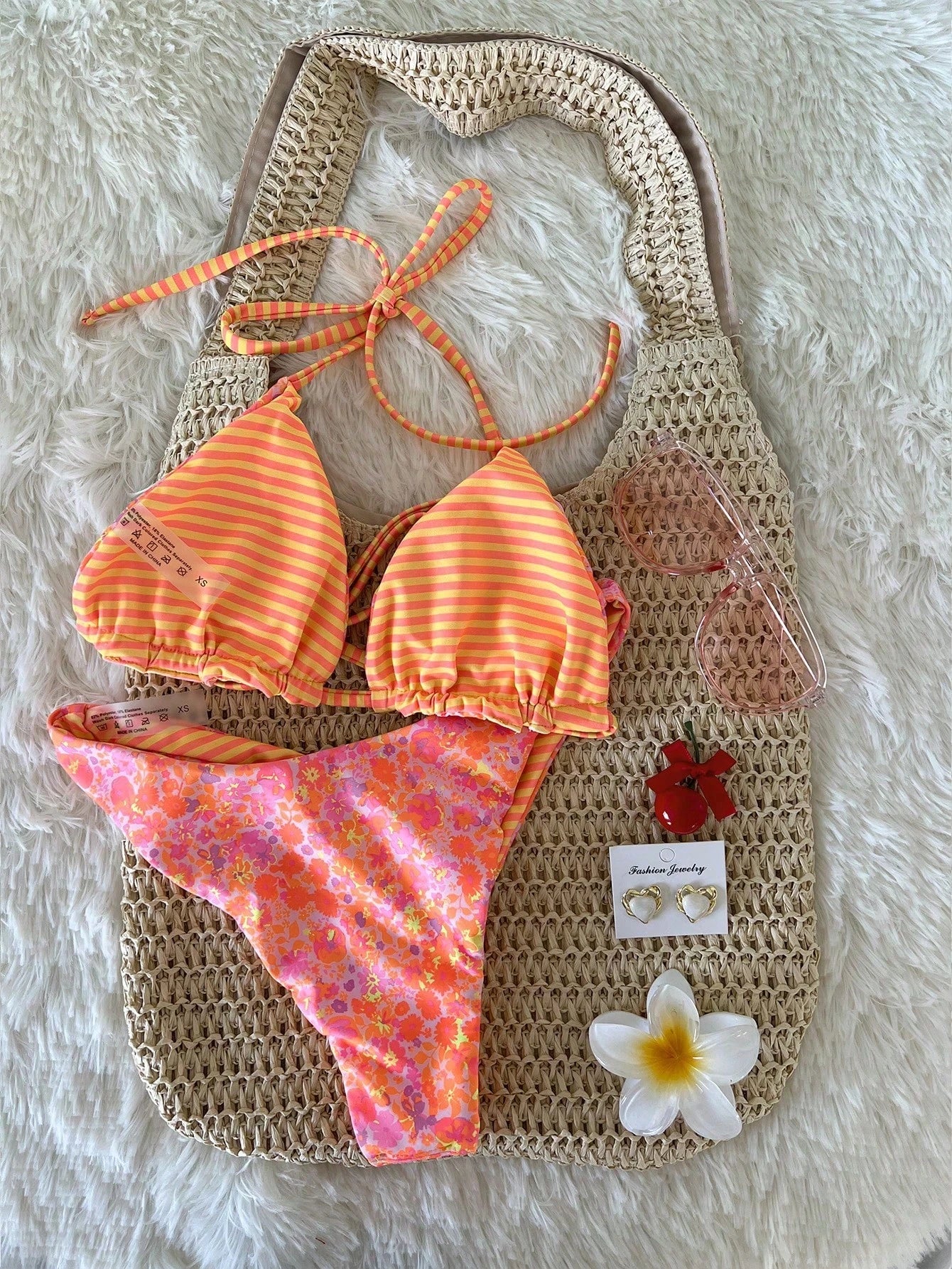 Swim Mod 2pcs/Set Women's Brown And Blue Polka Dot,Summer,70s,Holiday,Party,Holiday Reversible Striped Print Halter Backless Tie-Front Crop Top Bikini Bottoms