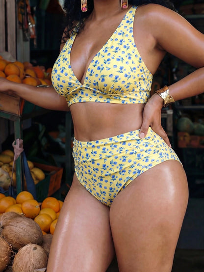 Swim Mod Plus Size Women 2-Piece Random Print Casual Swimsuit Set