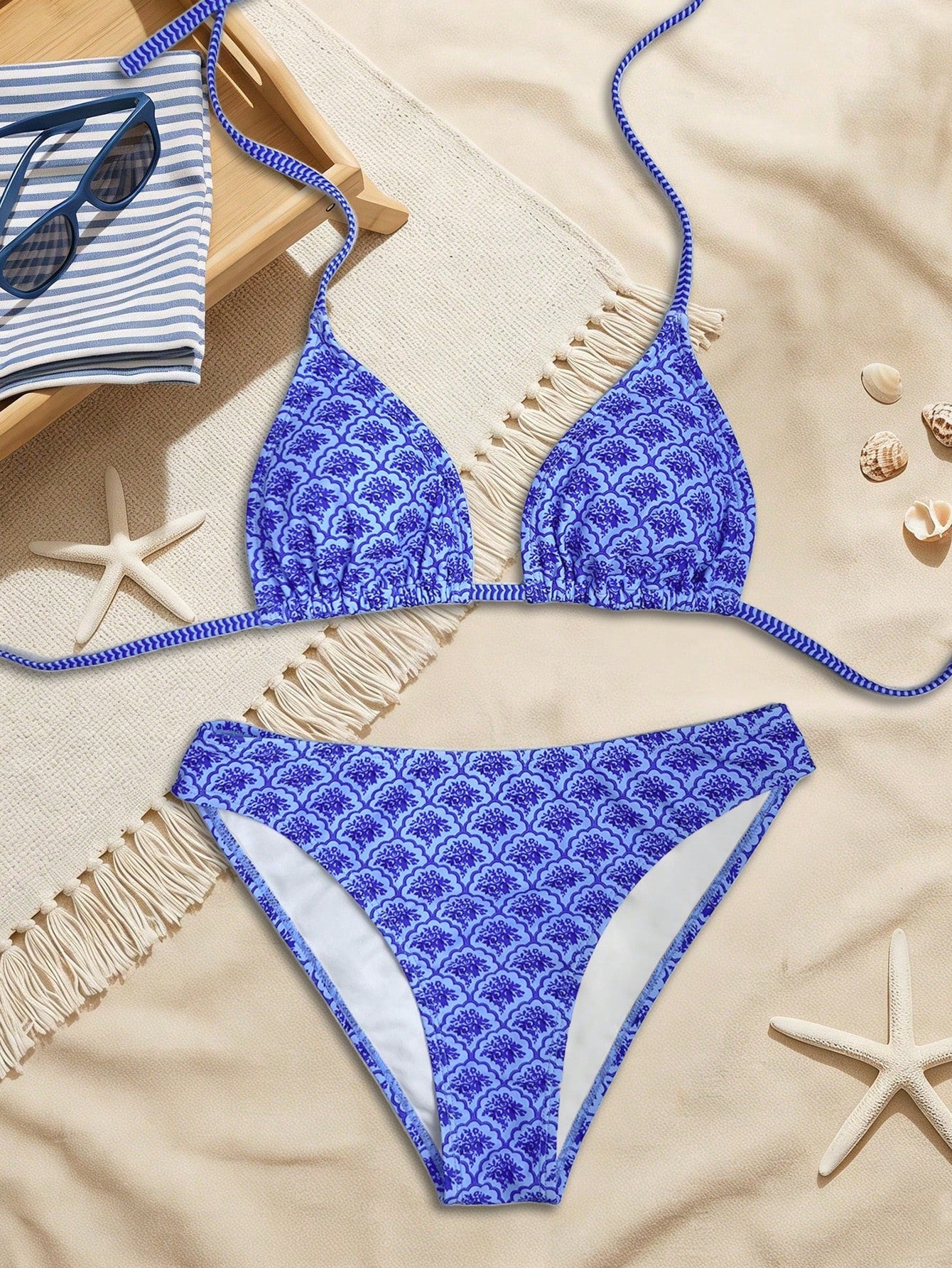 Swim Vcay Women's Summer Blue Printed Halter Neck Low Waist Triangle Bikini Set