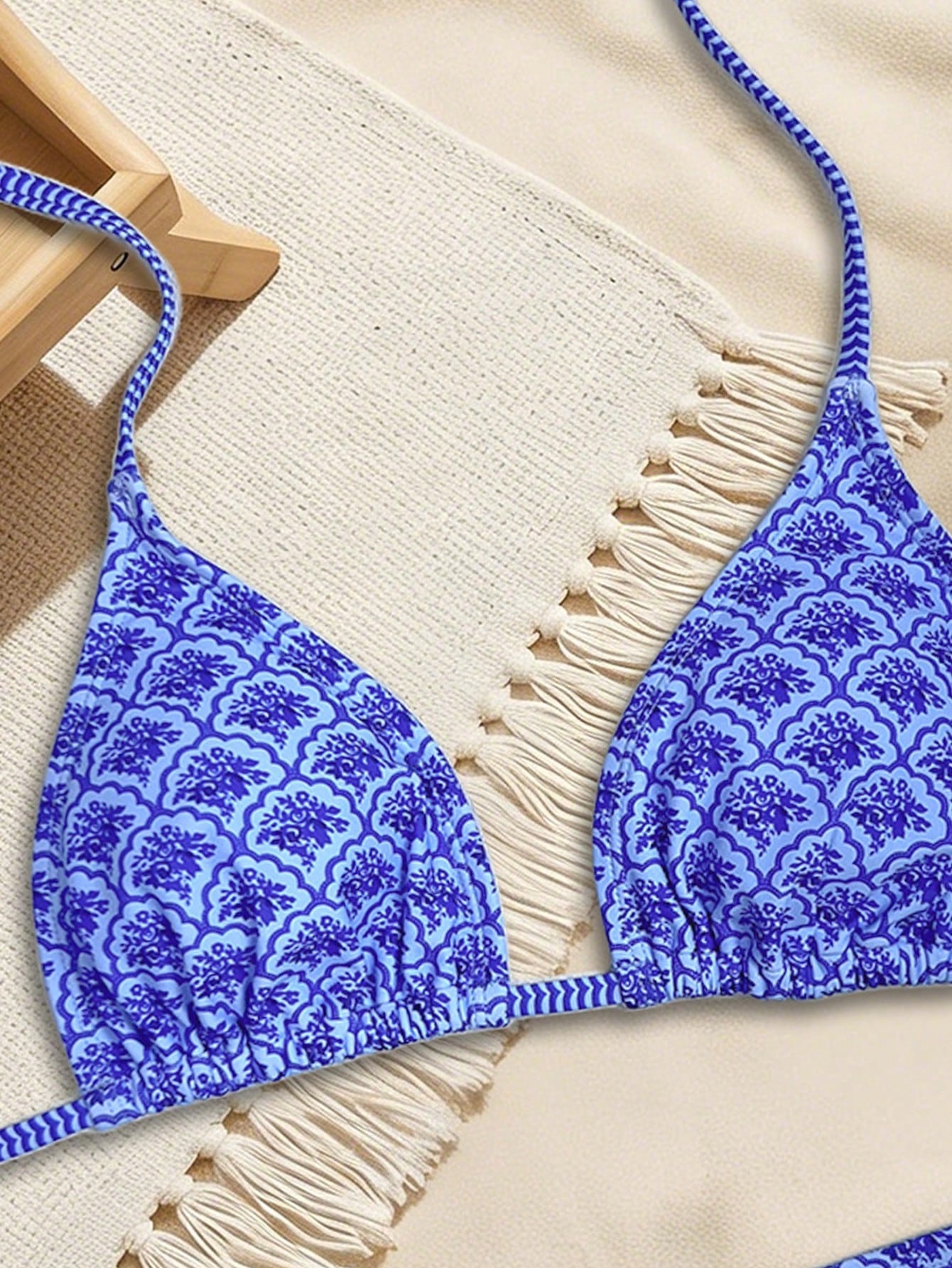 Swim Vcay Women's Summer Blue Printed Halter Neck Low Waist Triangle Bikini Set