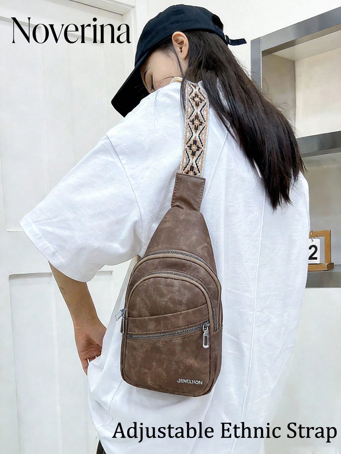 This Fashionable And Classic Versatile Solid Color Retro PU Waterproof Multi-Layer Crossbody Bag Features Edge Pocket Design,External Earphone Hole