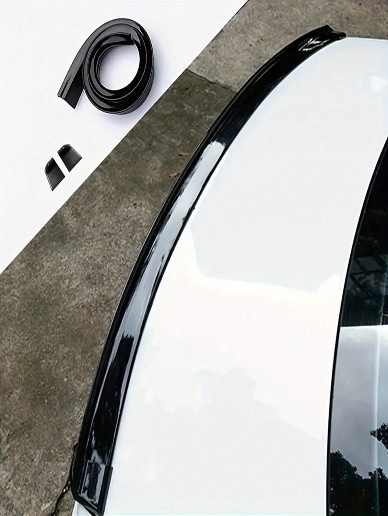 Universal Glossy Black Windshield Lip Kit For Car Rear Window Roof Windshield Exterior Rear Windshield Glass Kit, Universal Fit, No-Damage Installation