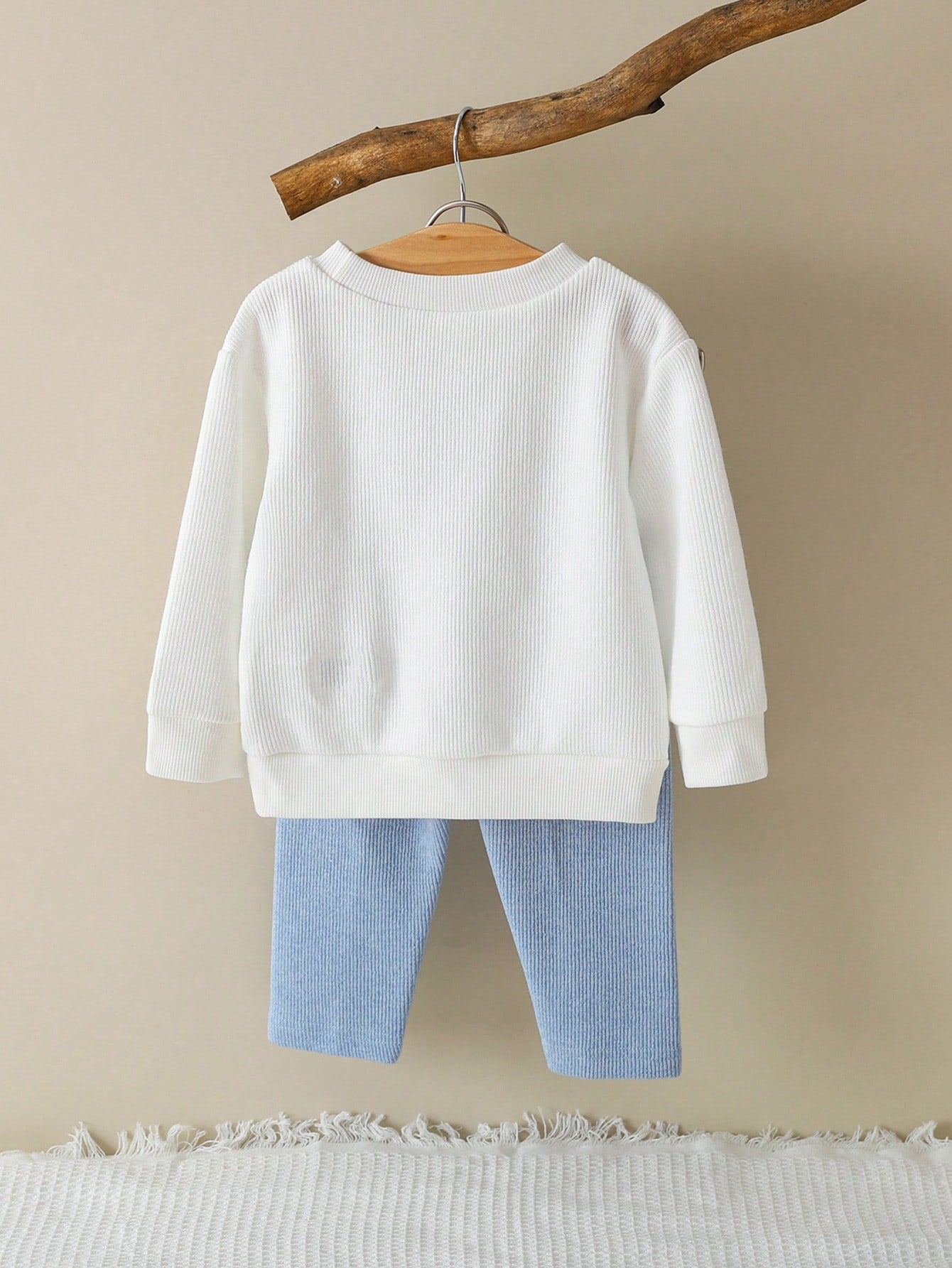 Vintaside Kids 2pcs/Set Baby Girls Casual Versatile Comfortable Cute Bow Decor Round Neck Top And Pants Sets, Suitable For Home And Outdoor Wear, Autumn/Winter