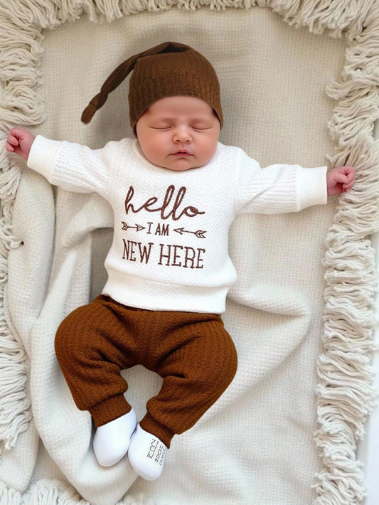 White HELLO Letter Embroidered Newborn Photography Outfit Autumn Cute Modest Christening Baby Boy/Girl Top Pants Hat 3pcs Set Infant Studio Photo Prop