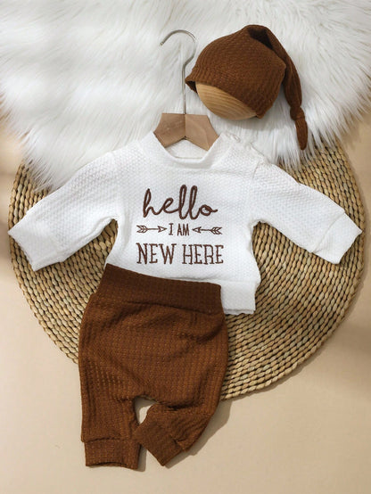 White HELLO Letter Embroidered Newborn Photography Outfit Autumn Cute Modest Christening Baby Boy/Girl Top Pants Hat 3pcs Set Infant Studio Photo Prop
