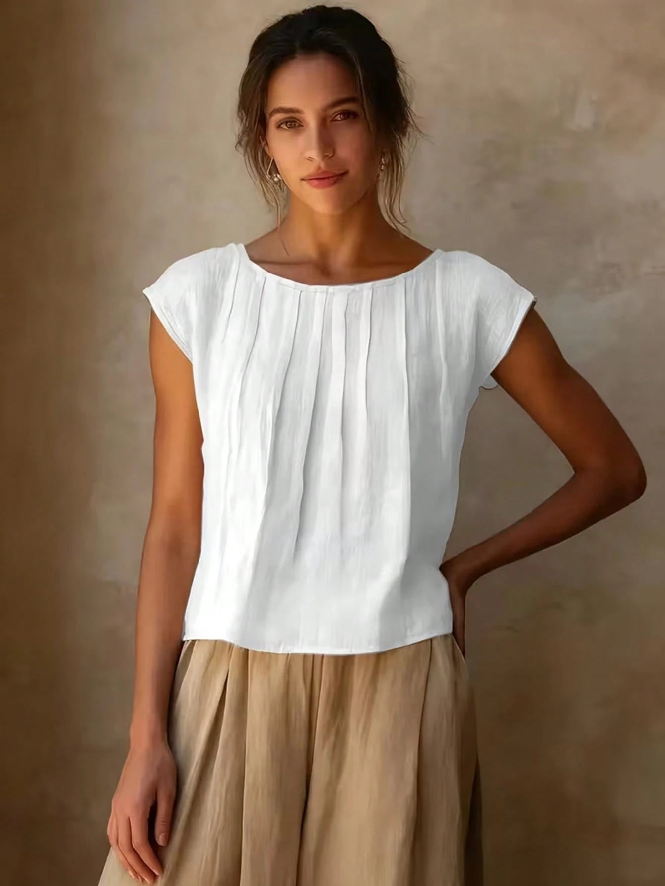 Women's Elegant Pleated Bust Design Blouse, Round Neck Shirt, Solid Color Versatile Summer White, Effortless Style