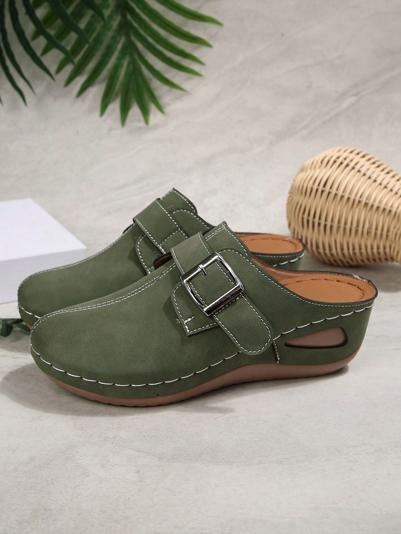 Women's Fashion New Wedge Heel Thick Sole Closed Toe Mule Slides, Lightweight Comfortable Soft Bottom Slippers For Home And Walking, Spring And Autumn