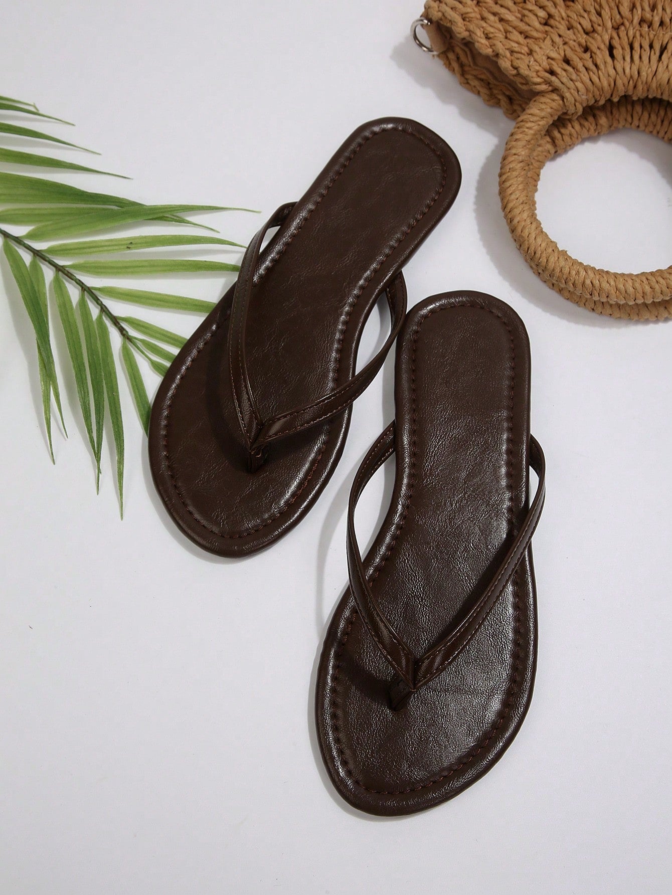 Women's Flip Flops, Casual Street Style Summer Beach Slippers, Solid Color Flat Non-Slip Thong Sandals,Holiday Essential