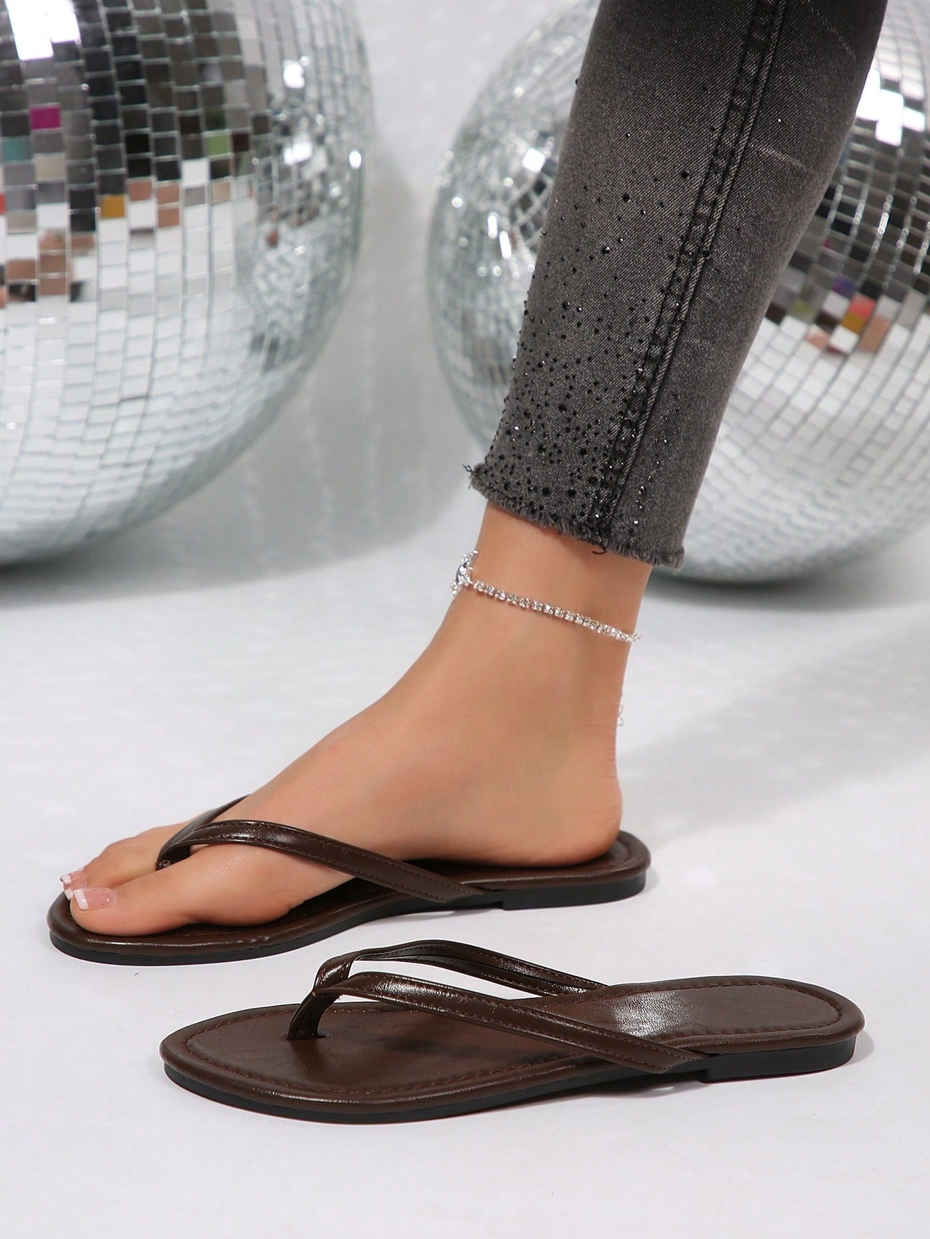 Women's Flip Flops, Casual Street Style Summer Beach Slippers, Solid Color Flat Non-Slip Thong Sandals,Holiday Essential