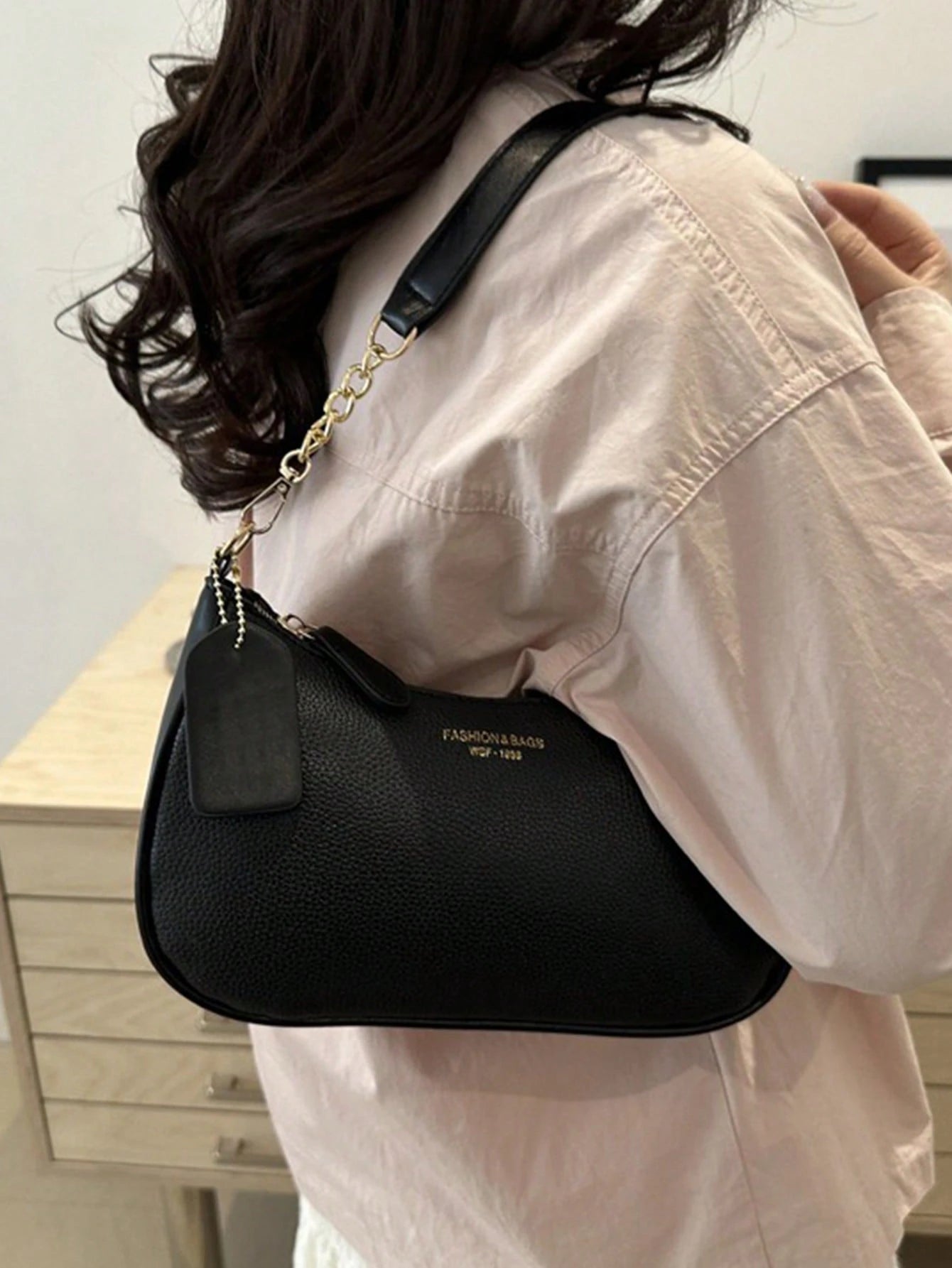 Women's Letter Adjustable Shoulder Strap Shoulder Bag,Zipper PU Leather Crossbody Bag, Armpit Bag,Women's Handbag, Women's Wallet,For Outdoor Travel