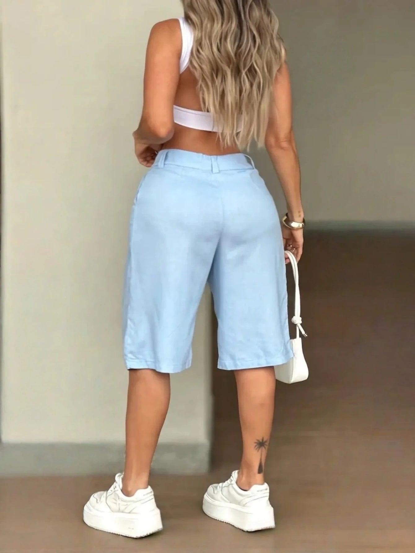 Women's Solid Color Knee-Length High-Waist Wide-Leg Casual Shorts, Summer New Lightweight Style, American Casual Style, High-Waist Design, Wide-Leg Lightweight Shorts, Summer Thin Wide-Leg Pants For D