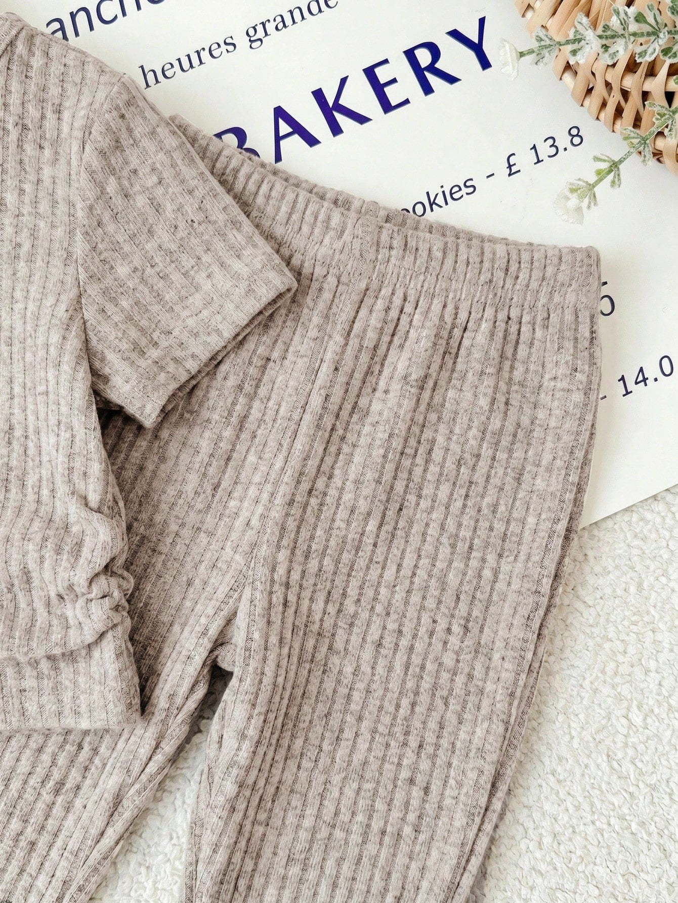 Young Girl Knitted Solid Color Round Neck Ruched Casual T-Shirt And Long Pants 2pcs Set
